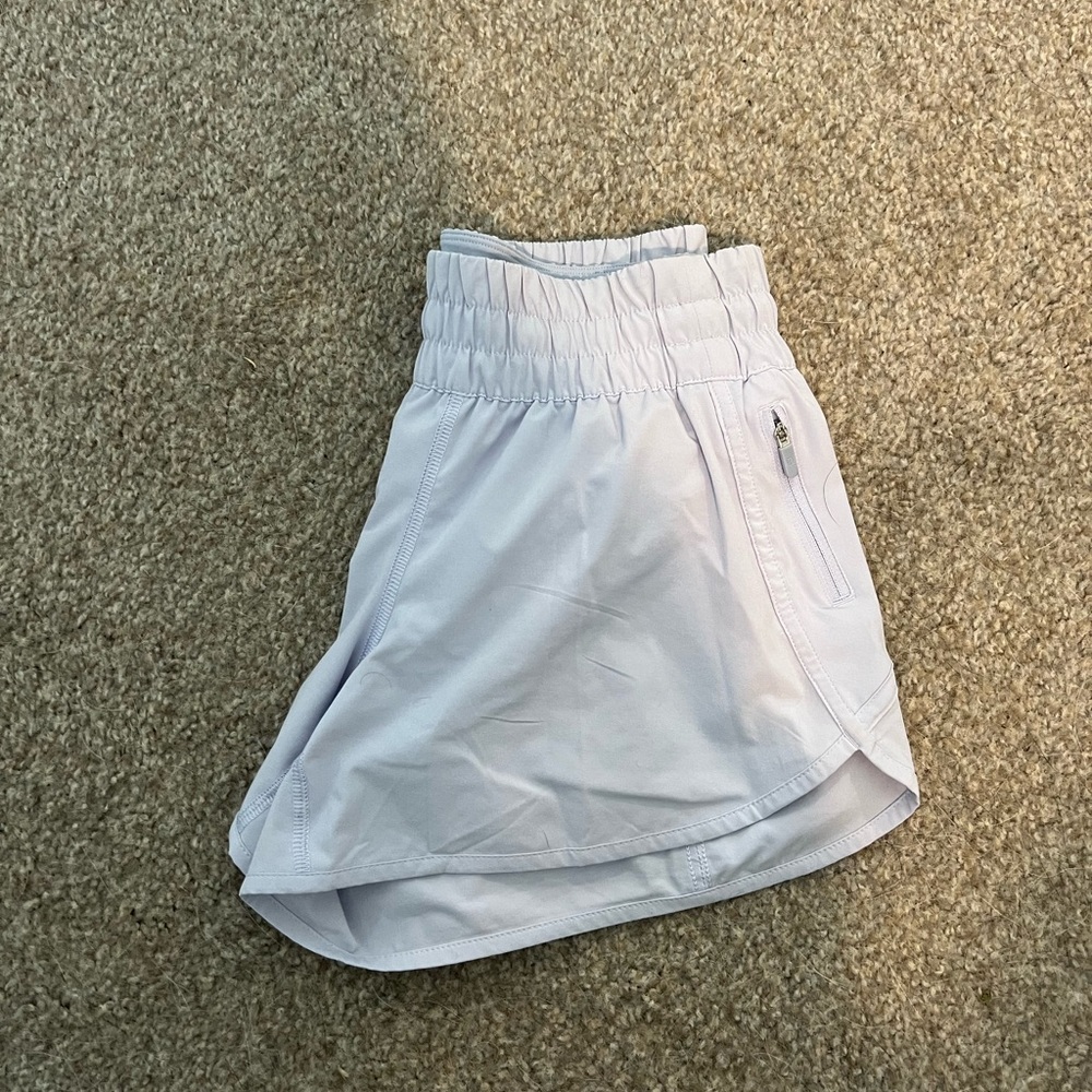 Lululemon tracker shorts - Serene Blue - Size 6 - EUC